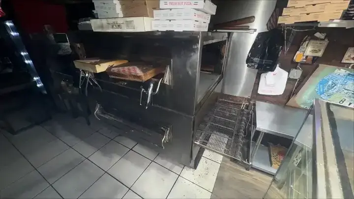 Commercial kitchen cooking equipment